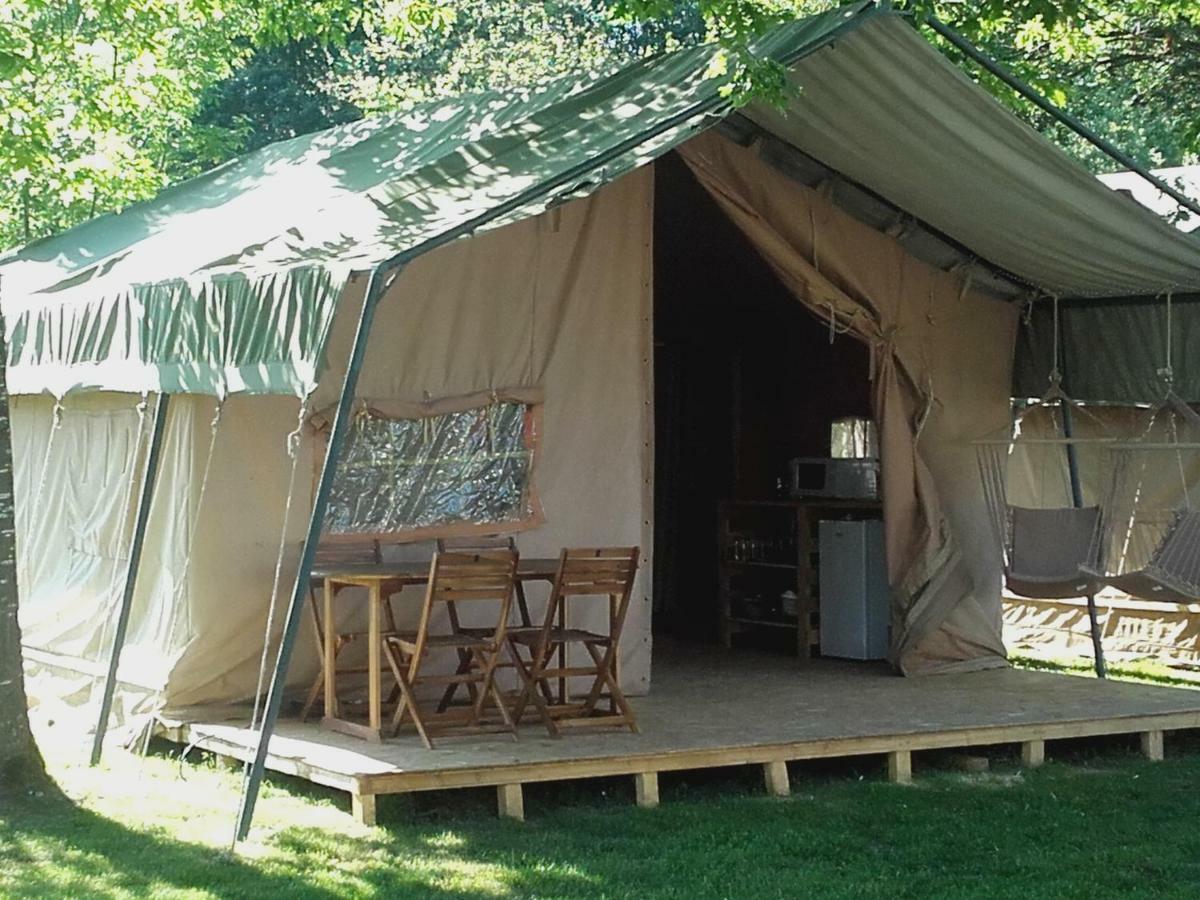Camping Des Eydoches - 3 Etoiles Faramans  Екстериор снимка